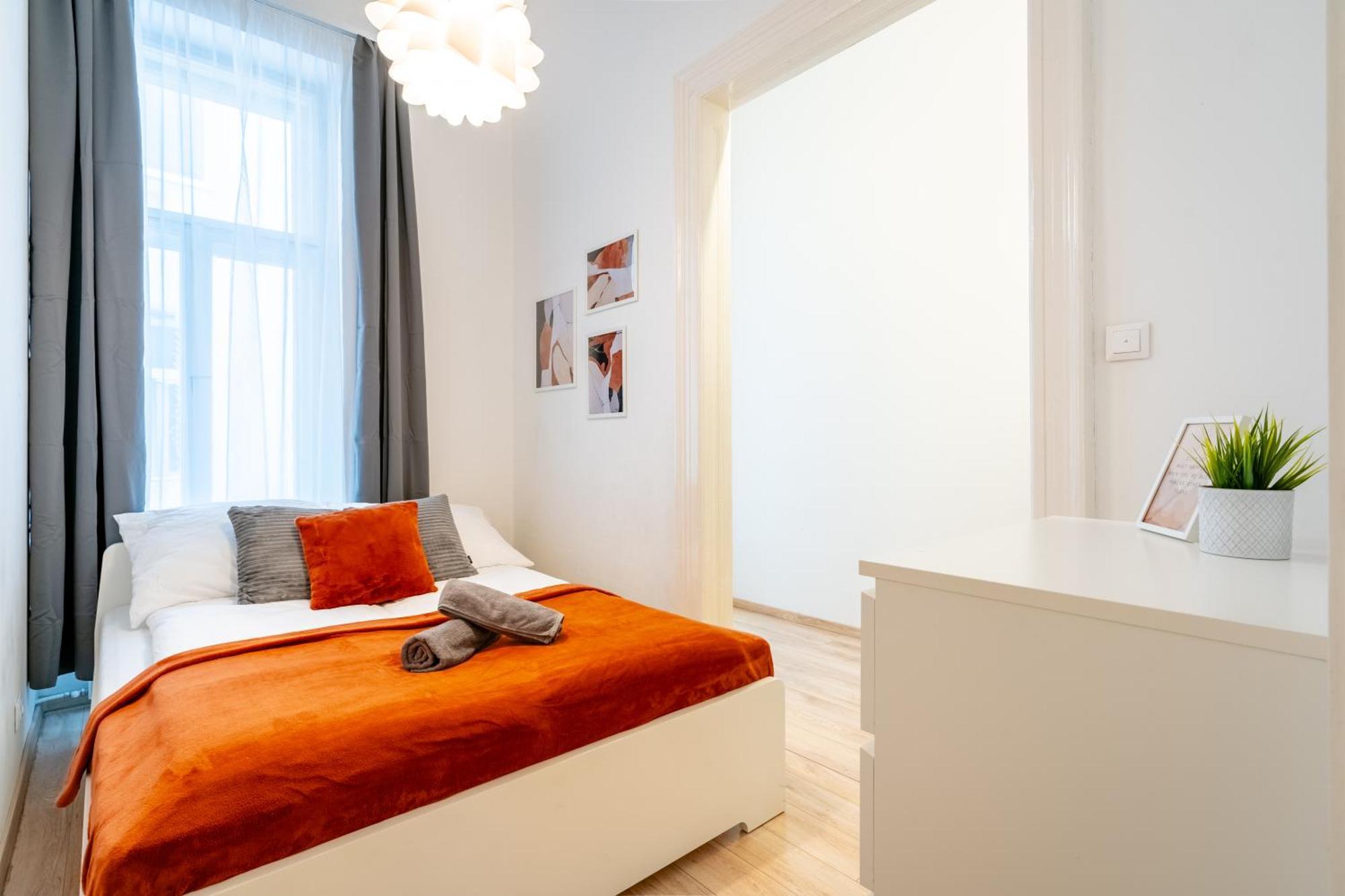 Apartment Wave - 3 Bedroom In Center